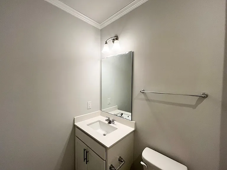 812 Cainhoy Ct — Photo 13