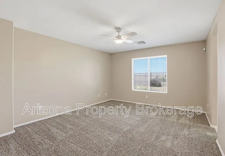 8118 N 112th Ave — Photo 22