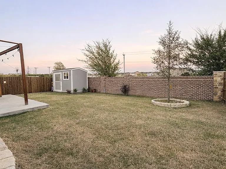 4016 De Berry Ln — Photo 19