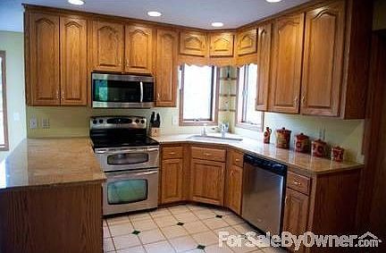 Open Kitchen
						:
						Open kitchen with stainless steel appliances. Granet counter tops.
