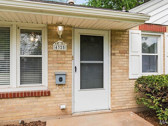 4th image of 4325 Saint Dominic Ln
