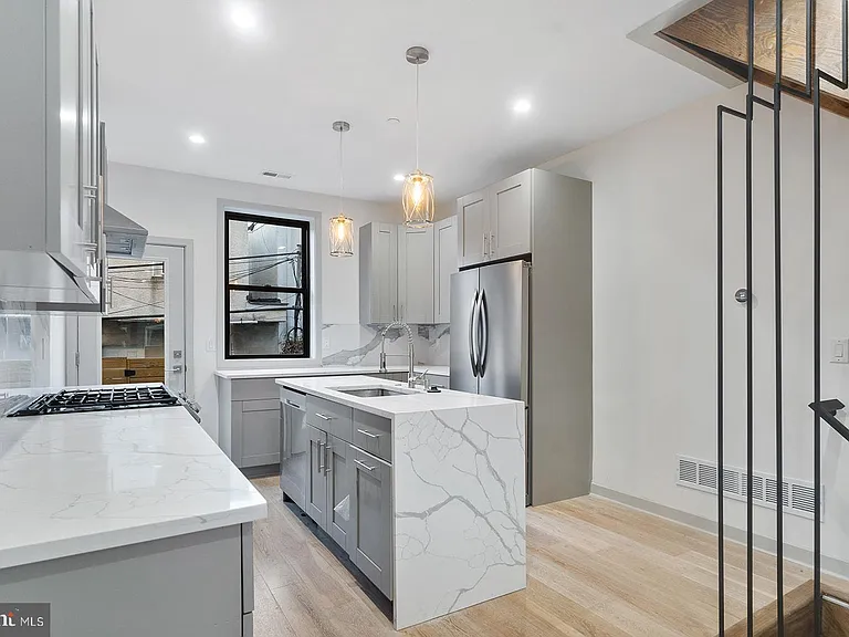 3118 Ridge Ave #2 — Photo 5