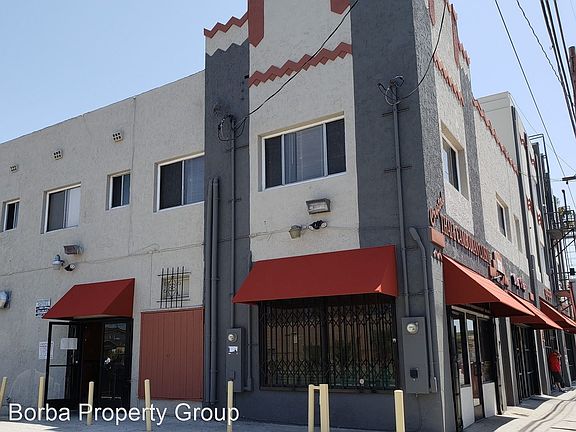 3rd image of 1005 Orange Ave APT 11