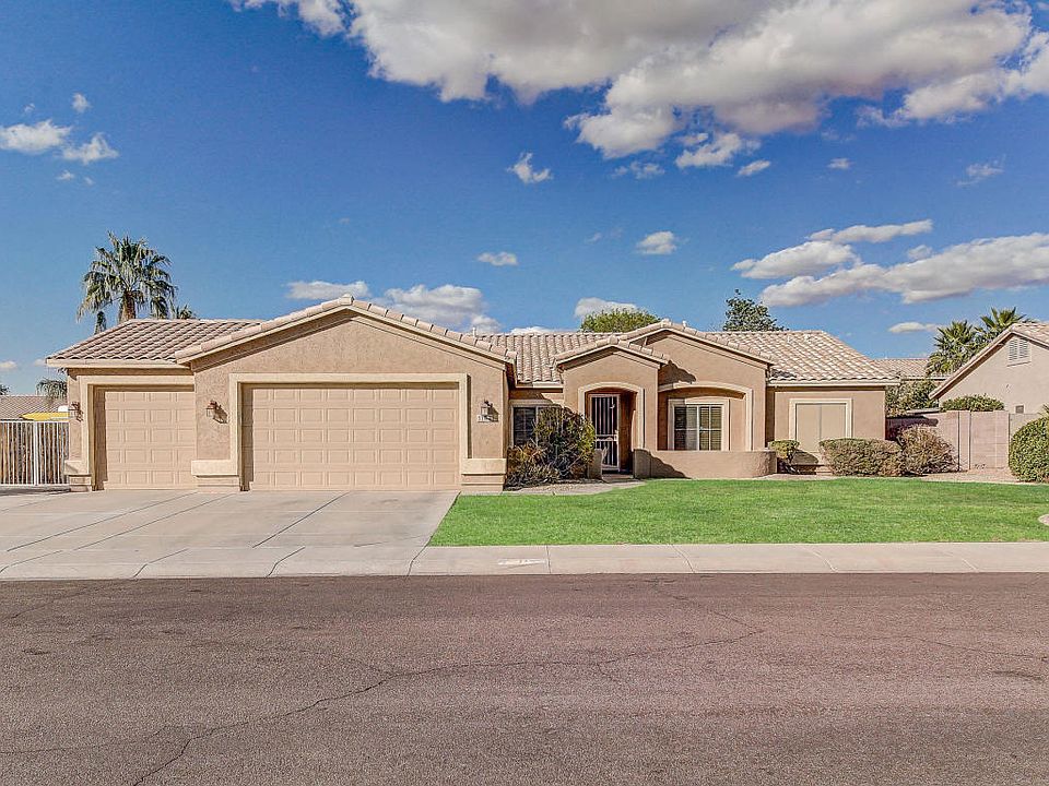 1st image of 1144 E Crescent Ct