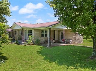 241C White Rd, Brownsville, KY 42210