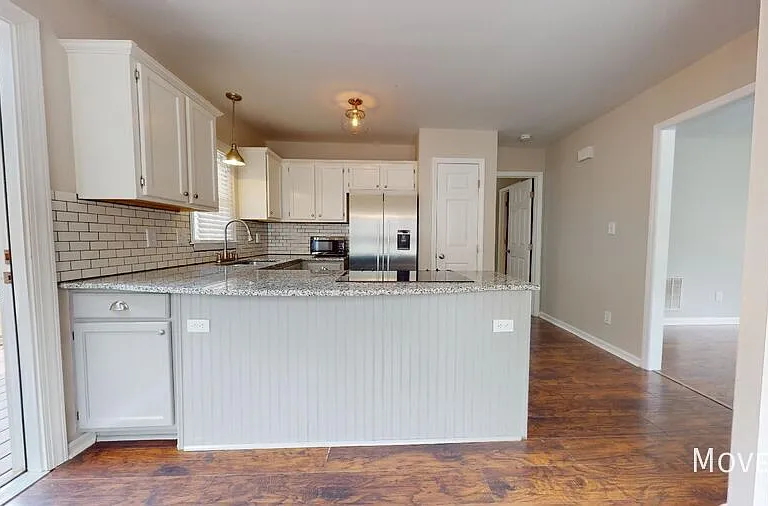 2917 Bannf Ct — Photo 7