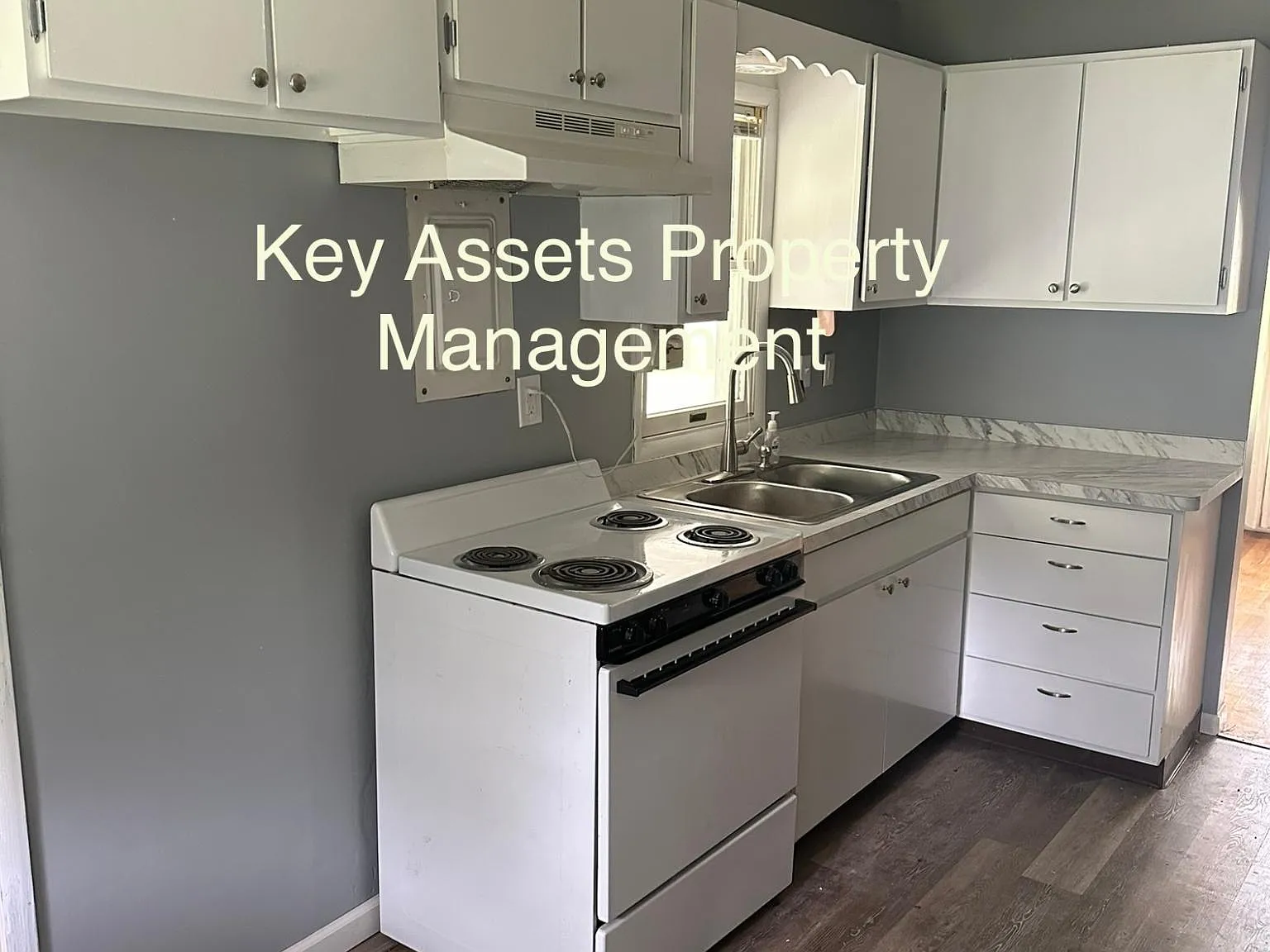 2 bed, 720 sqft, $975 — Photo 1