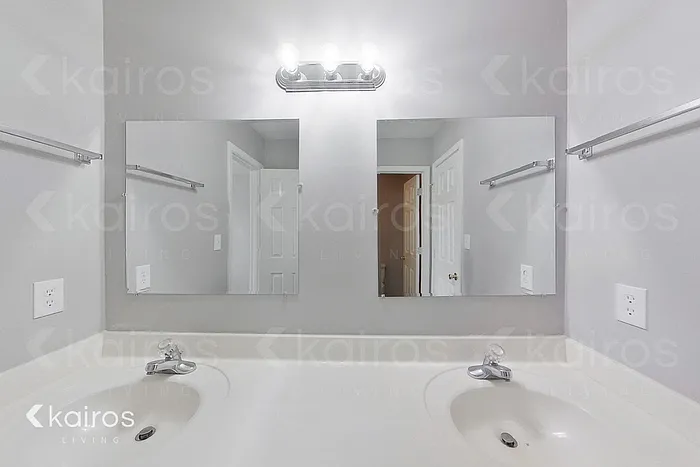 150 Deer Pkwy — Photo 13