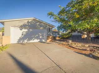 1216 Landman Dr NE, Albuquerque, NM 87112