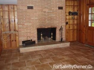 1947 Shades Crest Rd, Vestavia, AL 35216