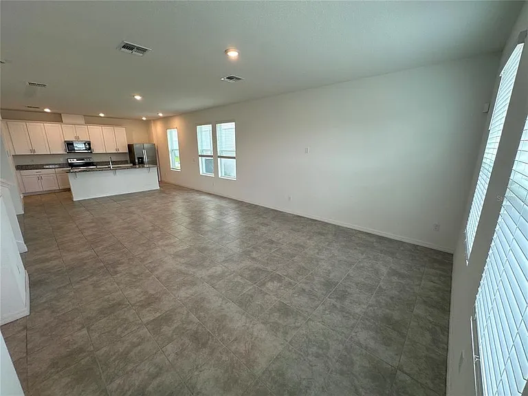 4724 Homestead Trail St — Photo 5