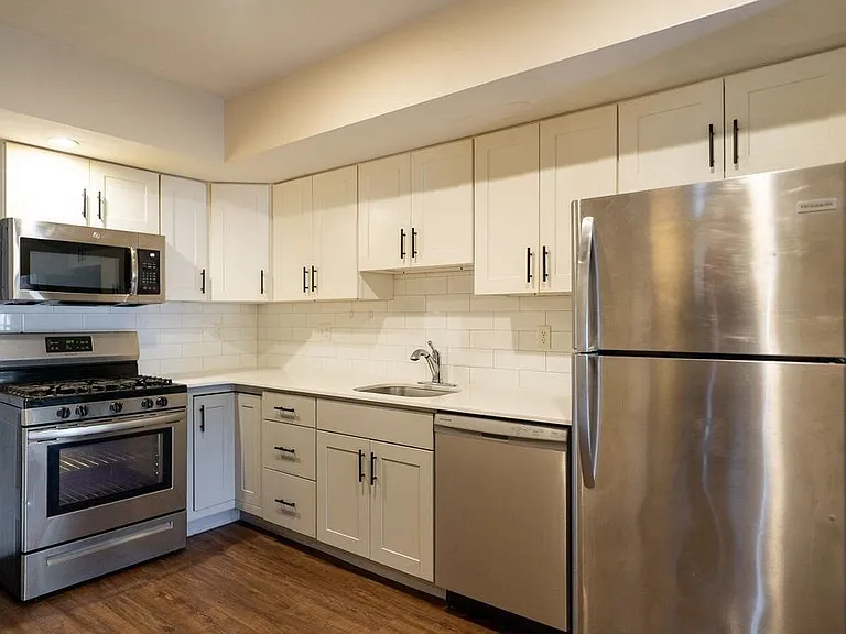332 Talbot Ave #4-14 — Photo 4