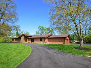 8150 Springvalley Dr, Cincinnati, OH 45236