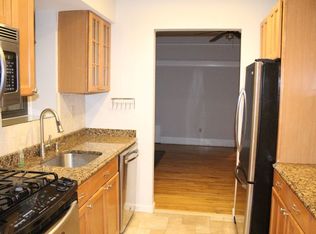 253 10th St APT 2L, Hoboken, NJ 07030