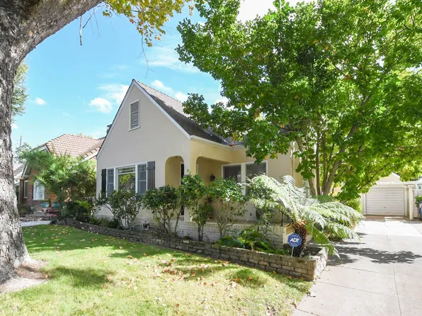 937 47th St, Sacramento, CA 95819