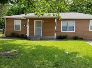 1315 Dewberry Dr, Wilmer, TX