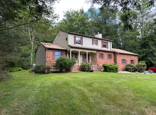 113 Sir Bradford Rd, Pocono Lake, PA 18347
