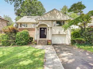 249-35 51 Avenue, Little Neck, NY 11362