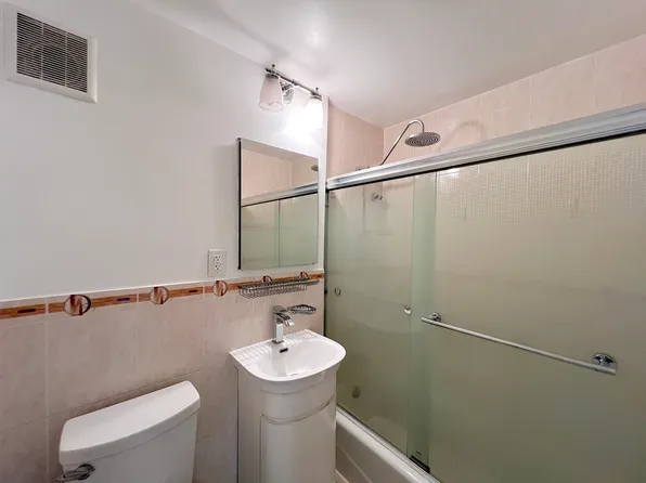 50 Bayard Street image 4 of 6