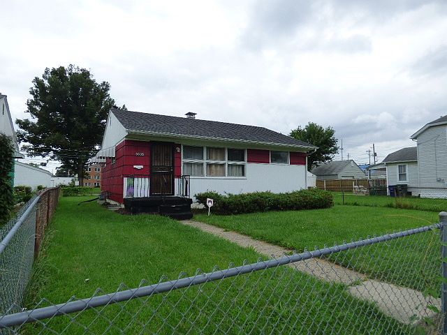 1st image of 3035 E 6th Ave