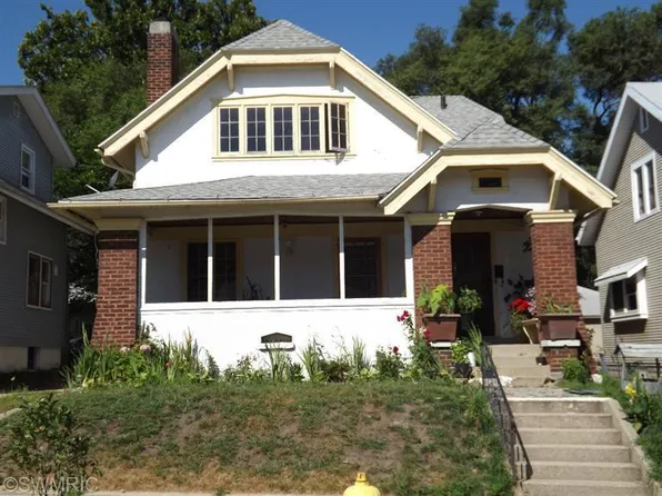 1031 Widdicomb Ave NW, Grand Rapids, MI 49504