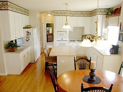 Kitchen and Eating Area