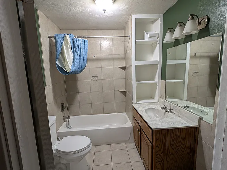 11806 Springfield Rd — Photo 8