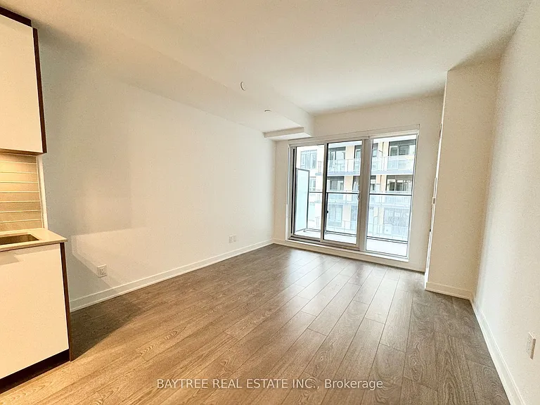 543 Richmond St W #523 — Photo 2