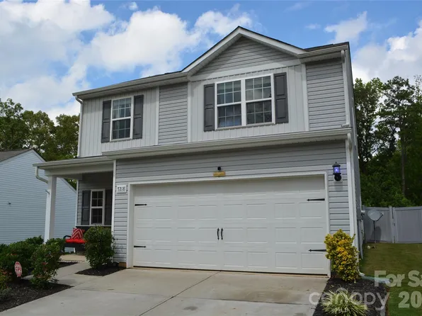 7218 Cuddington Dr, Charlotte, NC 28215