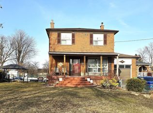35 York St, Mississauga, ON L4T3M4