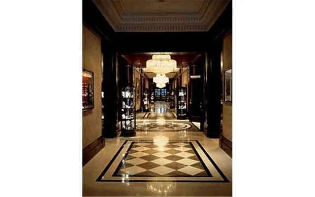 Sold by Douglas Elliman | media 21