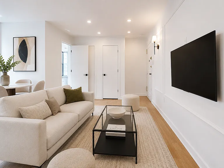76 Carmine St #4C — Photo 2