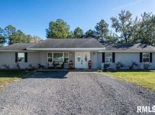 910 Fairlane Dr, MARION, IL 62959