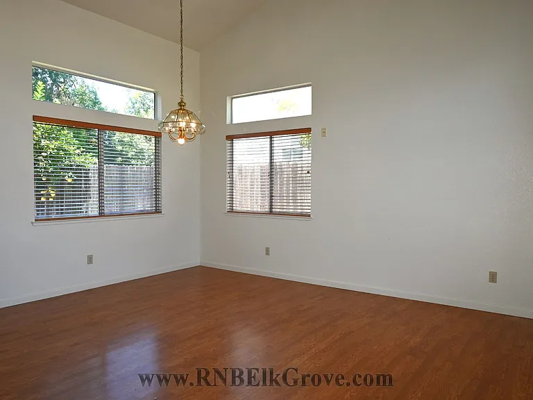 8868 Chadbury Pl — Photo 3