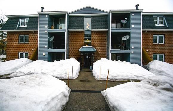 1st image of 80 Bluestone Dr #80