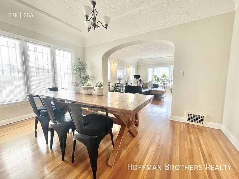 606 N Spaulding Ave #1/2 — Photo 4