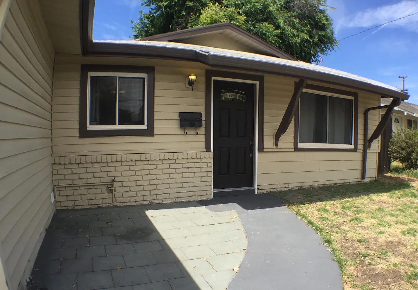 3247 Mount Vista Dr photo 1