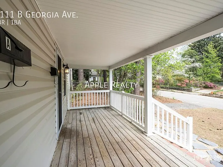 1111B Georgia Ave — Photo 12