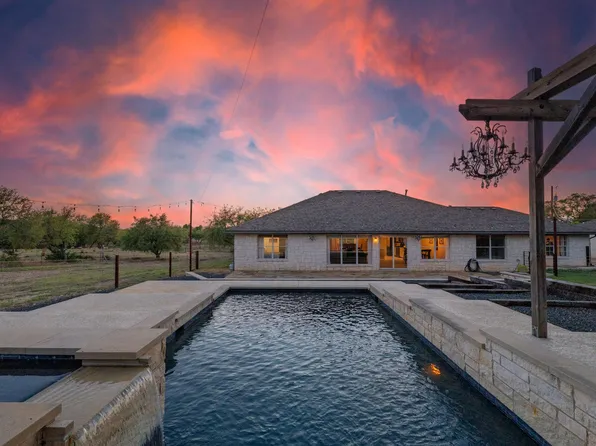 500 Madrone Ranch Trl, Dripping Springs, TX 78620