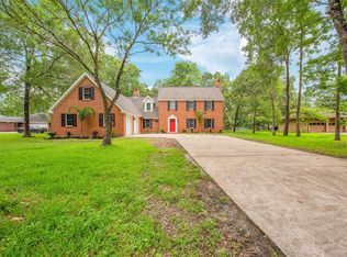 15 Ranchwood Ln, Dayton, TX 77535