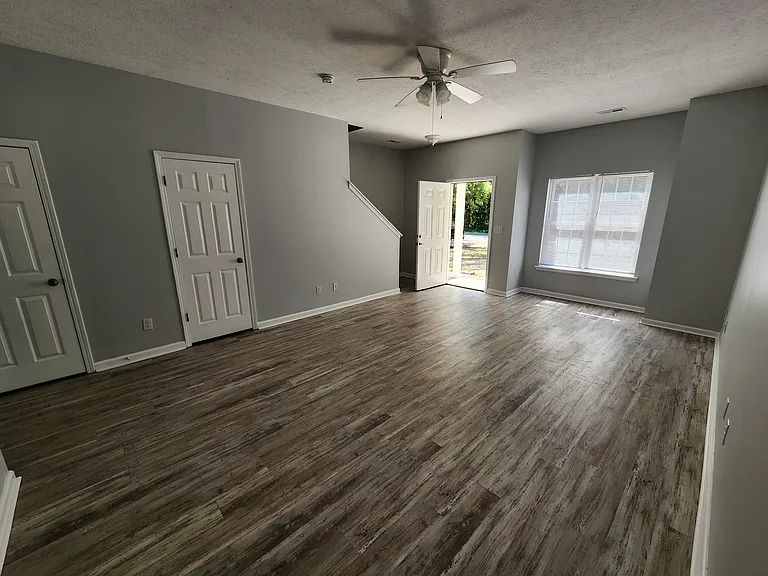 429 Womble St — Photo 8