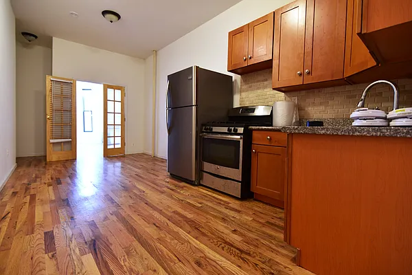 Rented by Coda Real Estate NYC | media 23