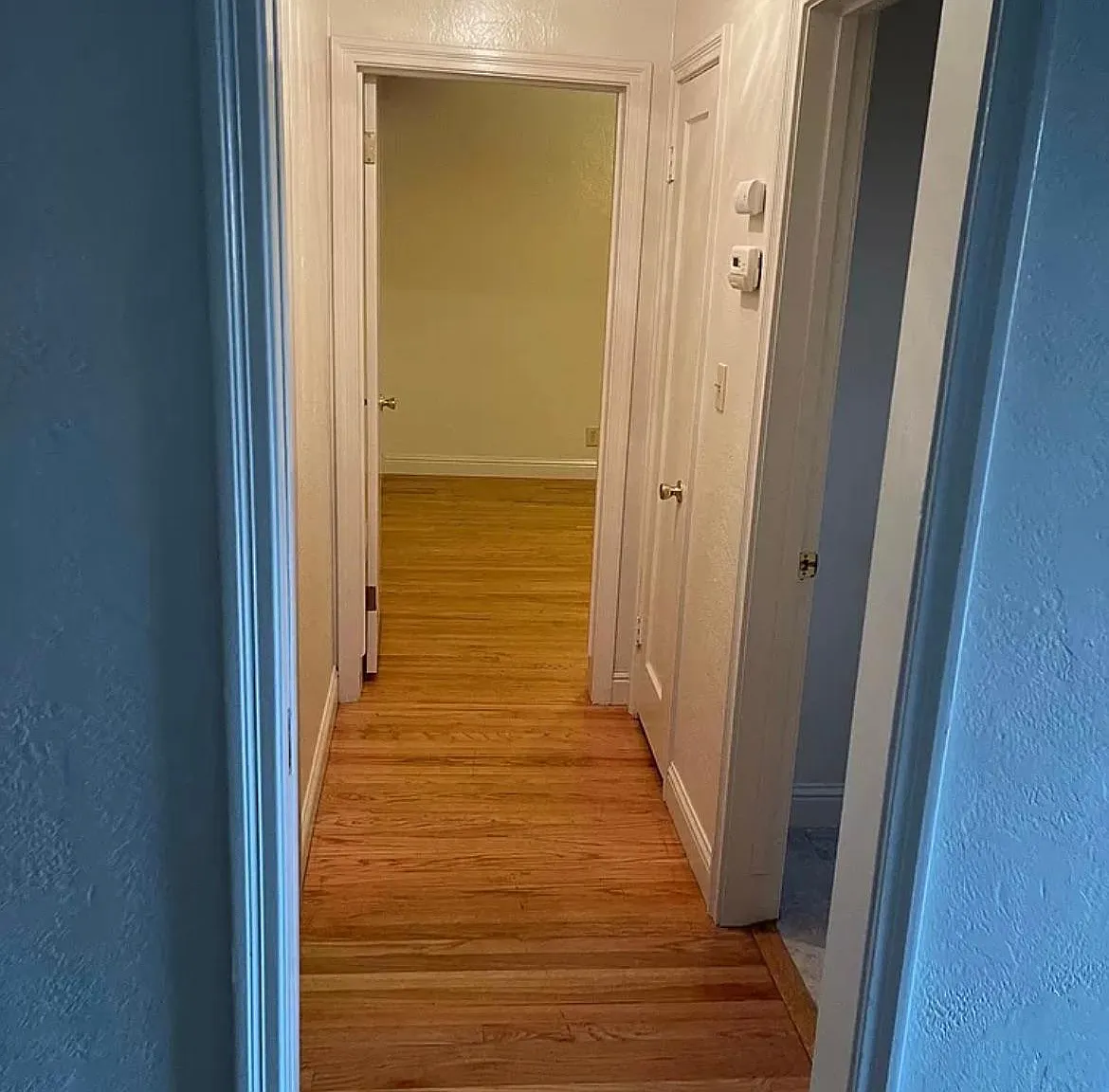 2 bed, 1200 sqft, $2,050 — Photo 3