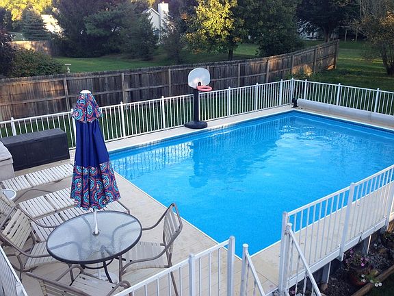 2nd image of 22780 Arbor Pointe Dr