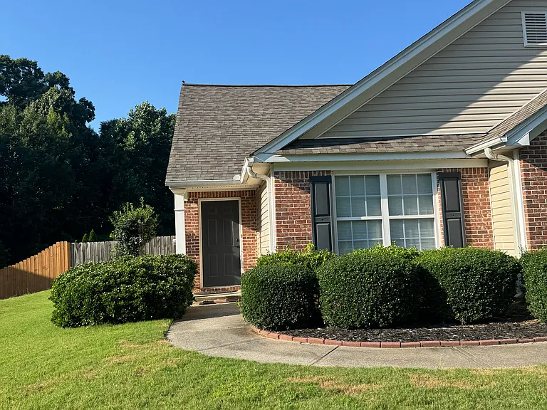 1002 Pine Isle Ct — Photo 2