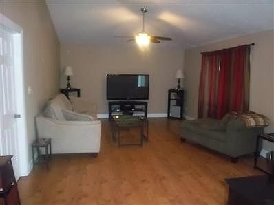 3rd image of 3921 Sweetwood Ct