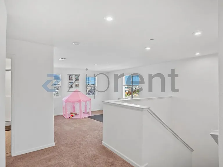 864 Bewick Dr #1 — Photo 18