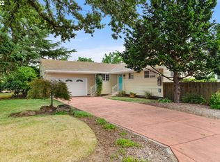 15207 SE Oatfield Rd, Milwaukie, OR 97267