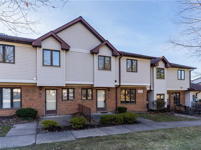7154 Village Dr, Mentor, OH, 44060