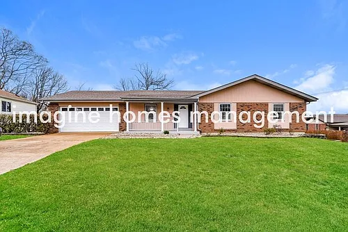 911 Clayworth Dr Photo 1